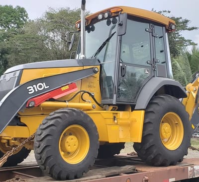 Retroexcavadora John Deere